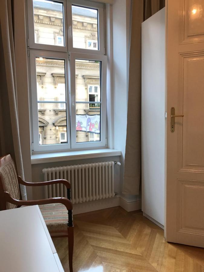Luxury 2Br Apartment Neubaugasse 비엔나 외부 사진